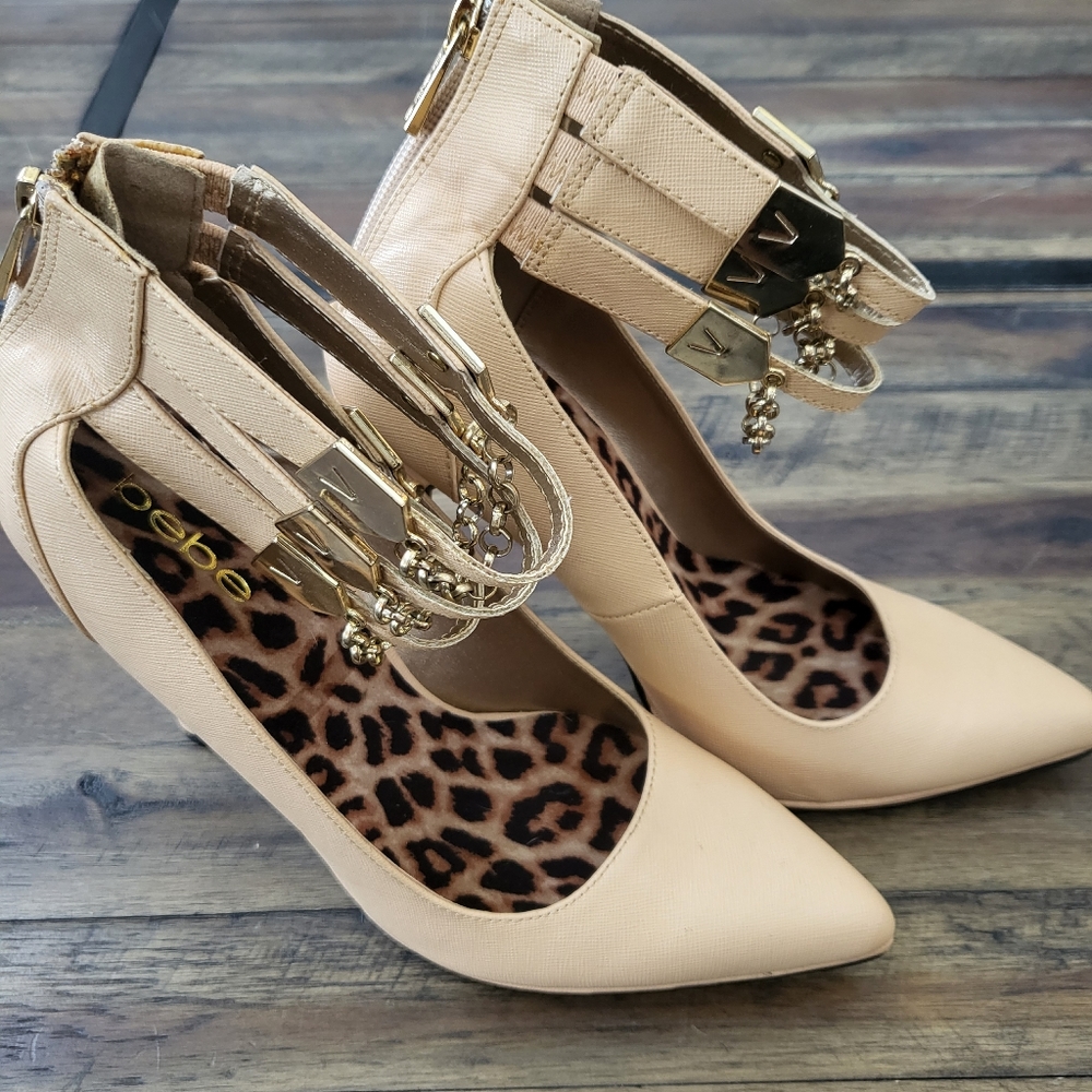 bebe heels, size 9, beige